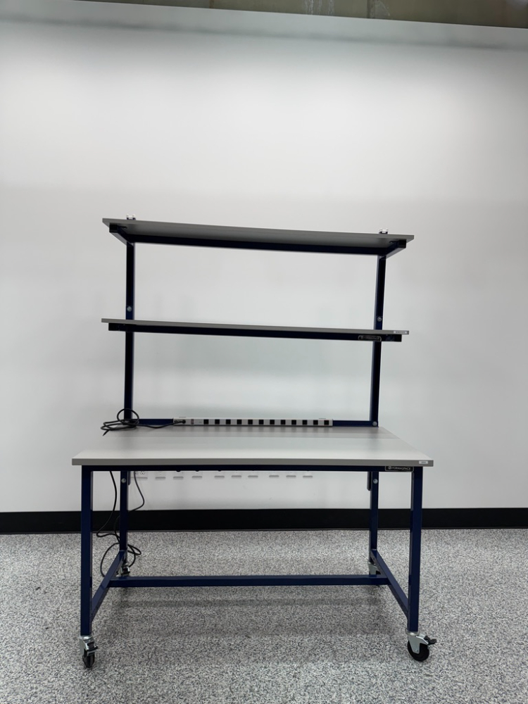 Image of Formaspace 5' Laboratory Table With Shelves